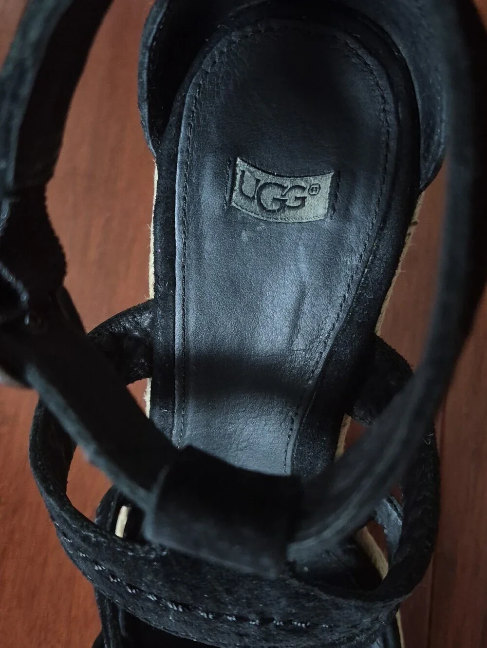 UGG Lauri wedges sandals black suede espadrille platform wedge Size.8 5